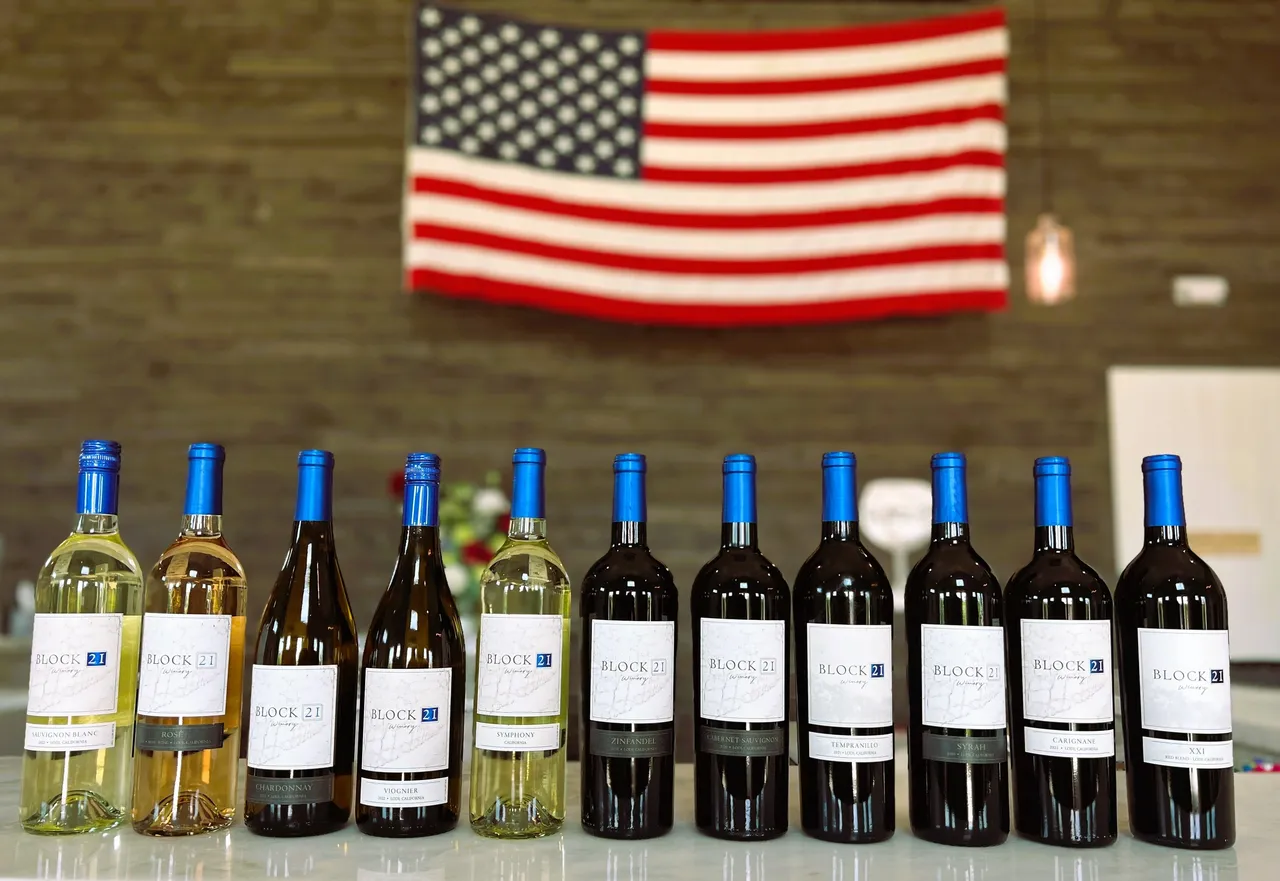 winebottles block.webp