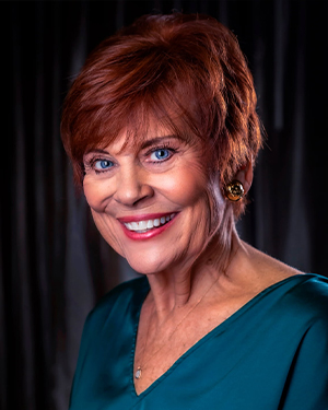 Bonnie Bing's headshot