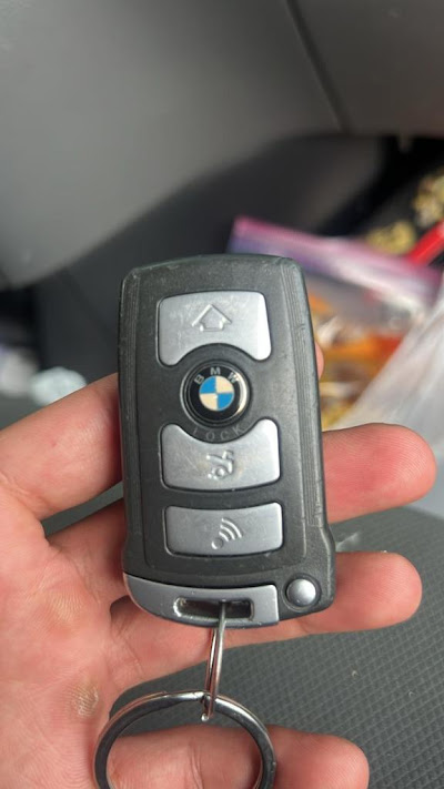 Alternative methods for gaining entry without damaging the lock or door