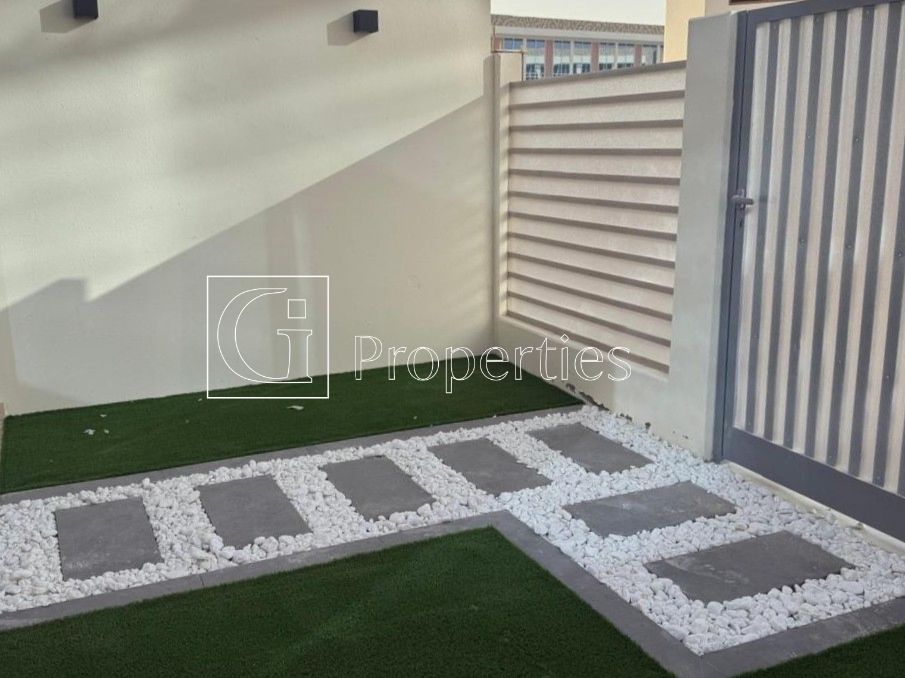 Corner Unit | Two Side Gardens | Best Layout - 14