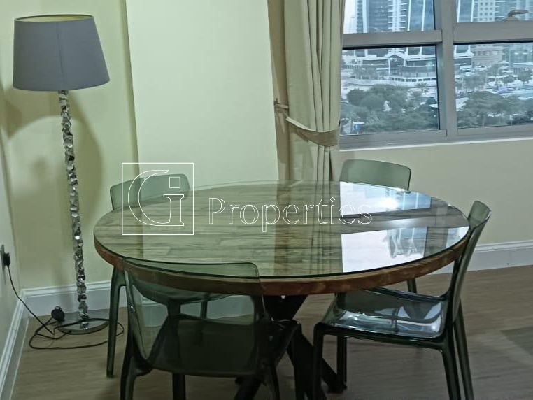 Fully furnishes | Spacious Layout | Closed Kitchen - 4