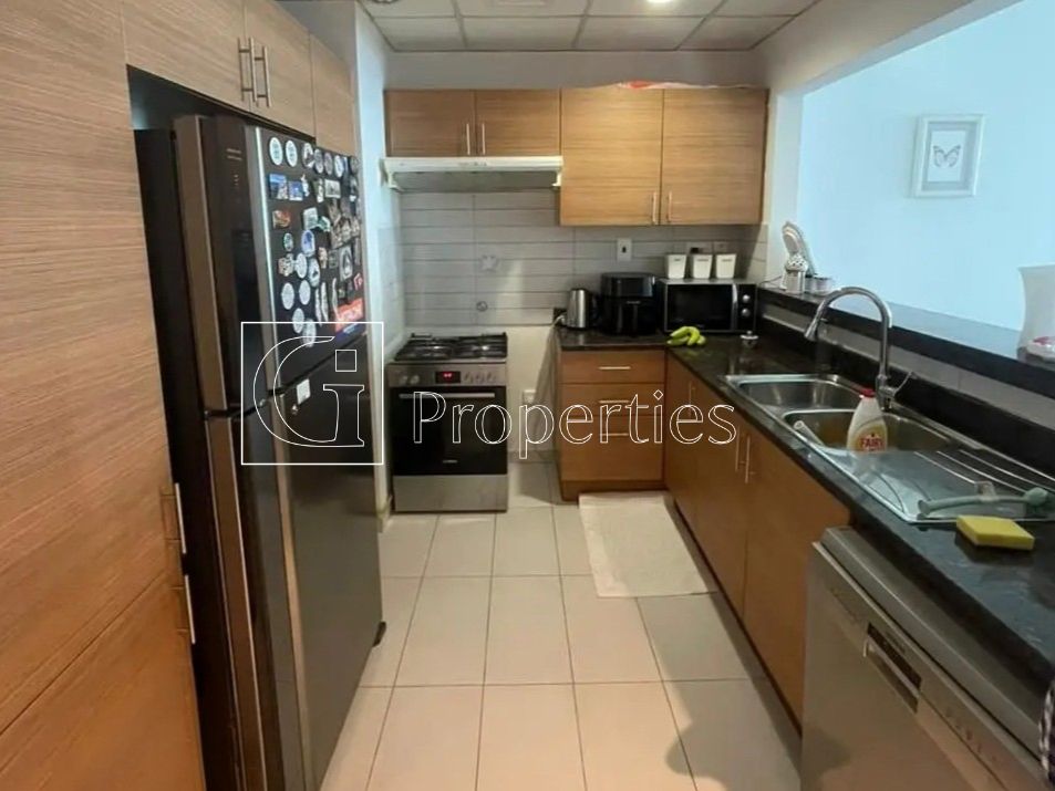 Unfurnished | High Floor | 1Minute walk from Metro - 3