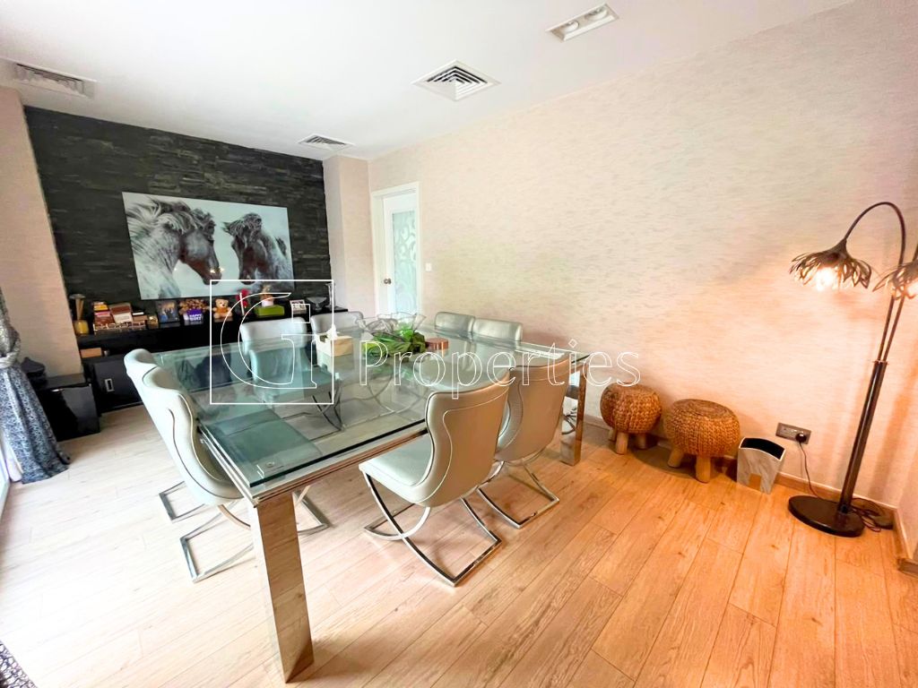 Upgraded | Private Pool | Vacant | Ready to Move - 6