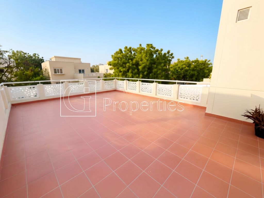 Upgraded | Private Pool | Vacant | Ready to Move - 15