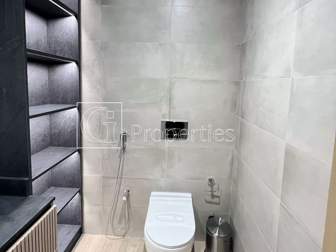 Brand New | Furnished | Prime Location | Options - 8