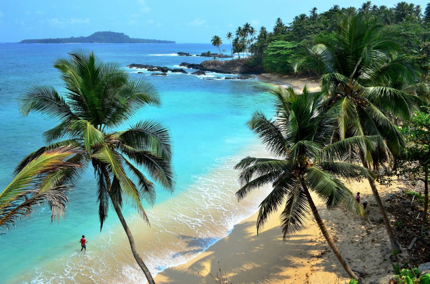 Exploring the Chocolate Islands of São Tomé and Príncipe