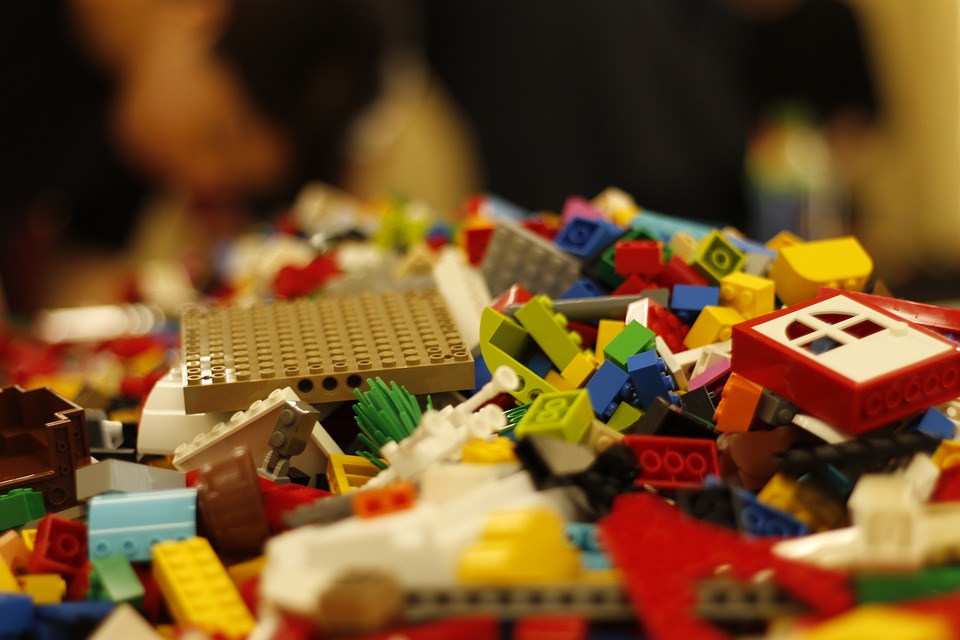 Lego piloting scheme to recycle bricks in drive against plastic