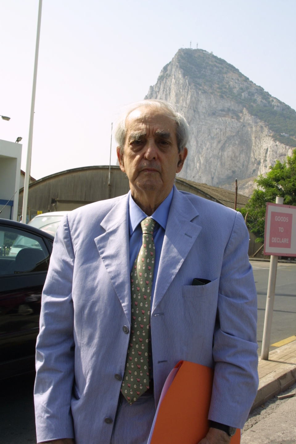 Fernando Morán dies at 96