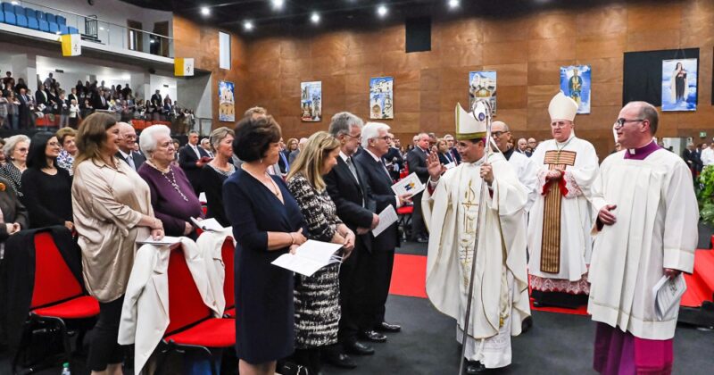 Emotion and pride in Gibraltar as Archbishop Mark Miles is ordained - Vimarsana News