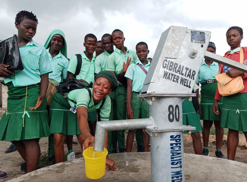 Charity water well aids 800 pupils in Sierra Leone