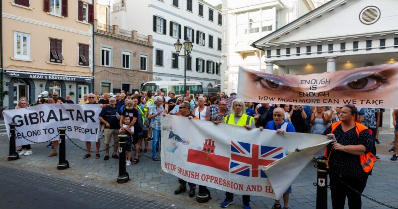 Demonstrators deliver letter to Governor voicing concern for future - Vimarsana News