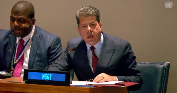 Le CM salue l’accord de traité comme un « triomphe de la diplomatie » et exhorte l’ONU à agir pour la radiation de Gibraltar