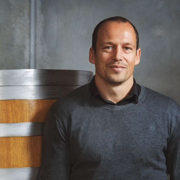 Nikolai St George image