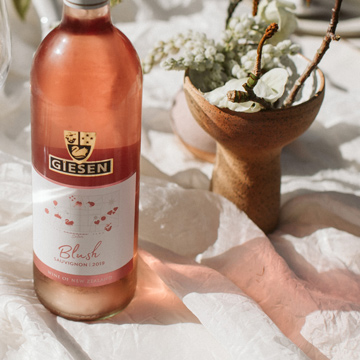Blush Sauvignon image