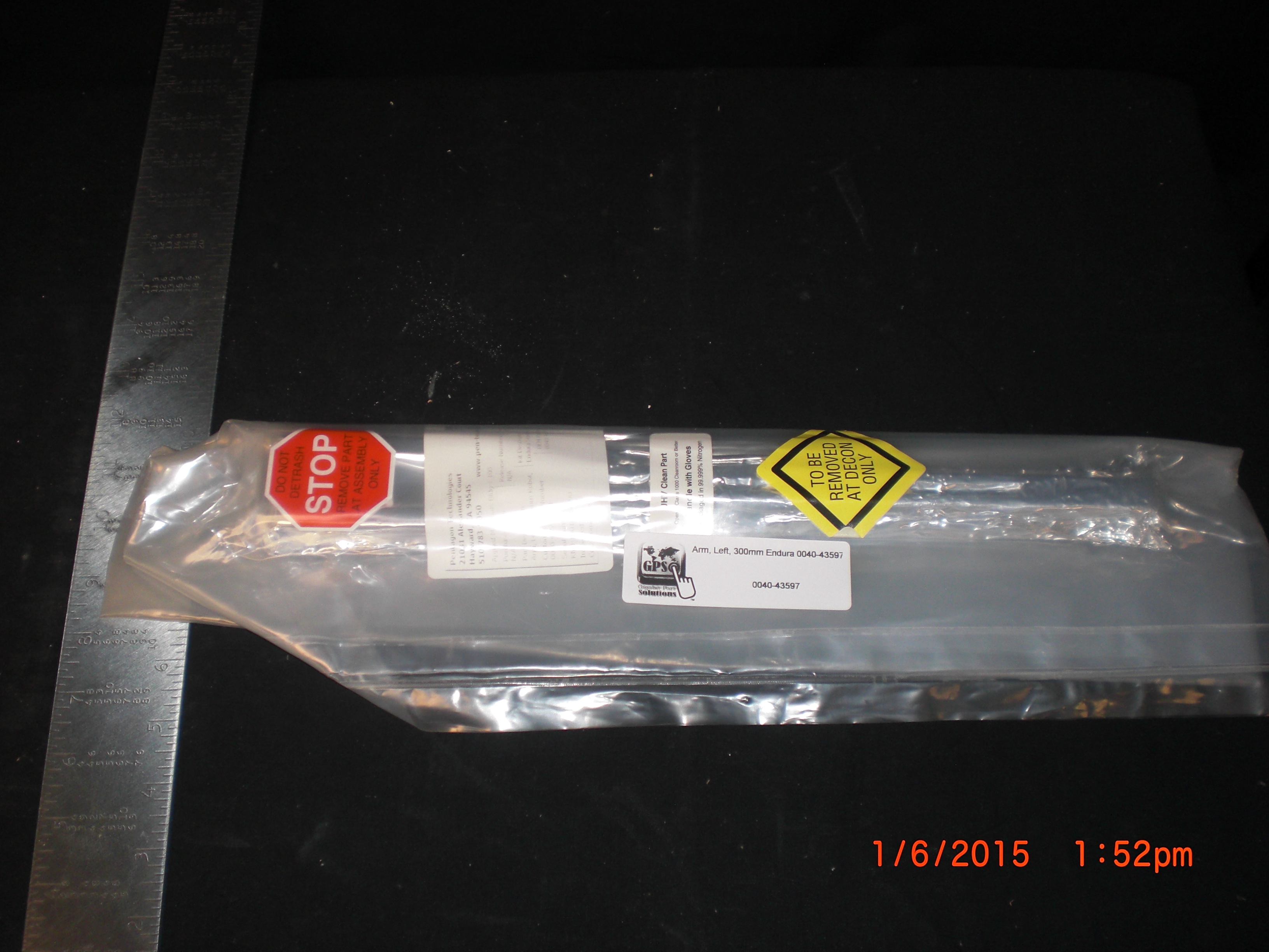 Robot Arm, Left, 300mm Endura  (AMAT)0040-43597 