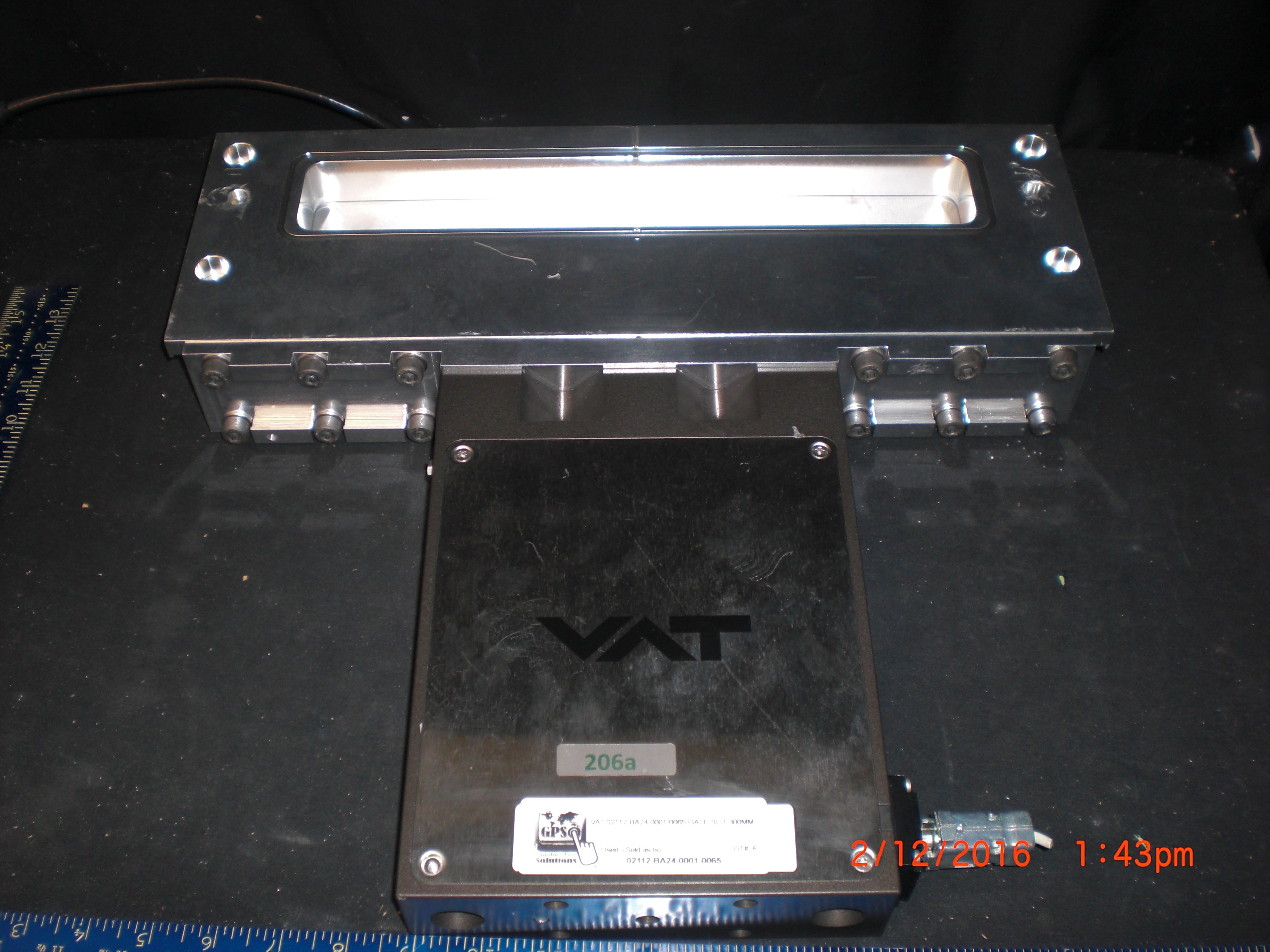 Valve VAT 02112-BA24-0001/0065 Gate Slit 300mm 