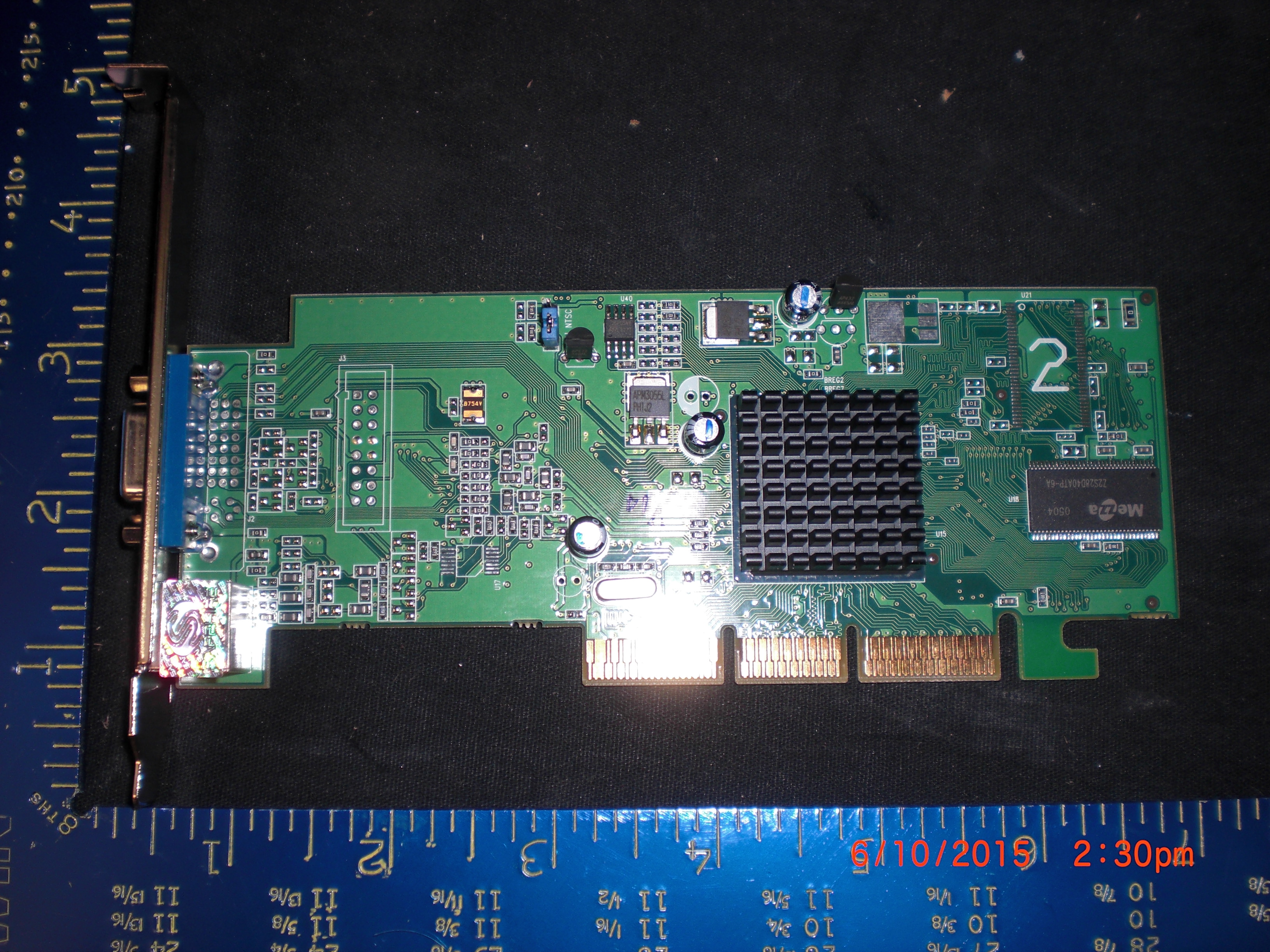 PCB RADEON 1024-2C28-15-SA ATI RADEON 7000 32M DDR TVO Graphics Board