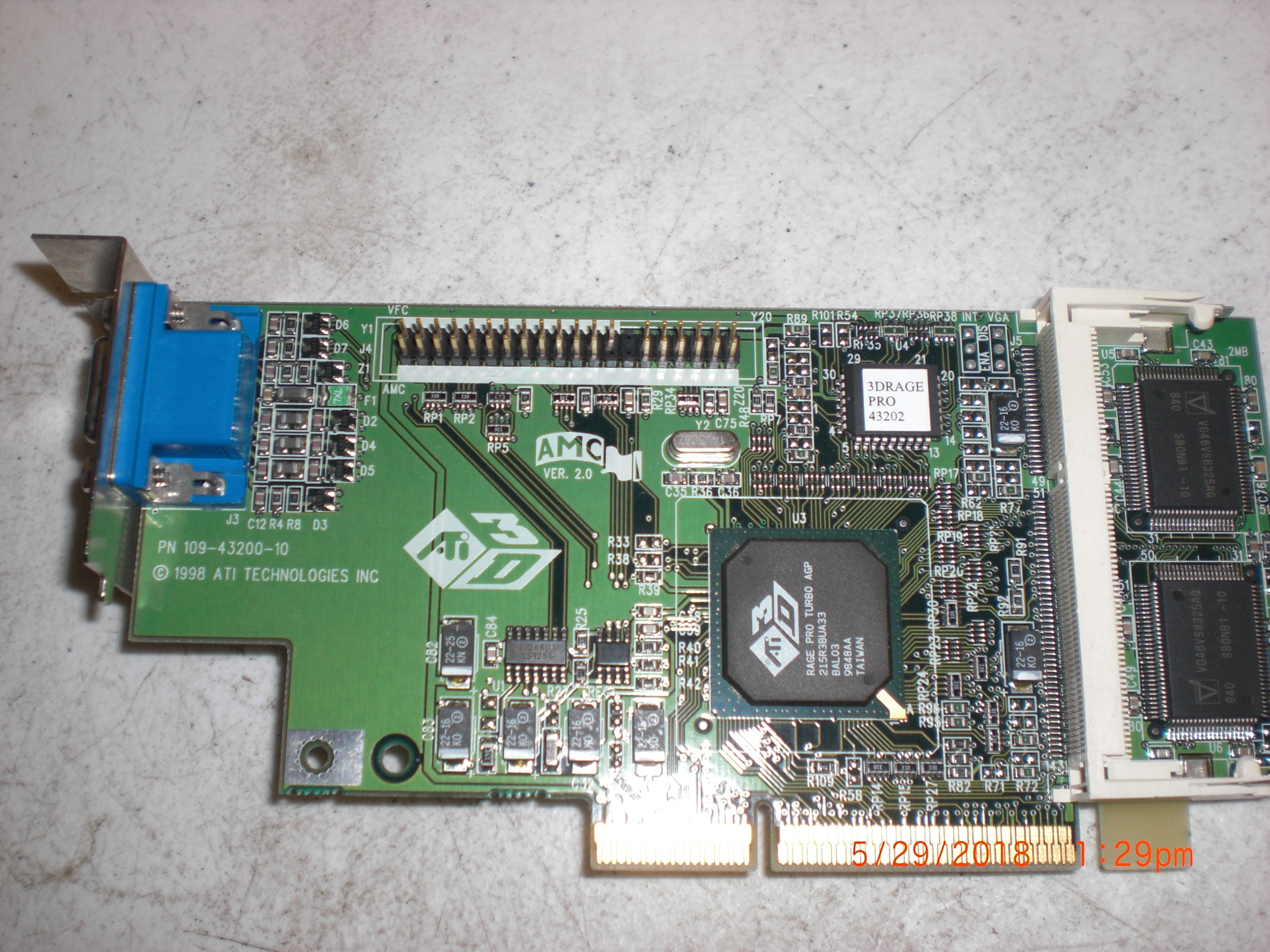 PCB ATI 109-43200-10 3D RAGE PRO AGP 2X VIDEO CARD