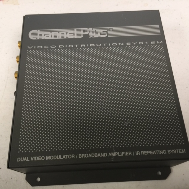 Computer Accessory CHANNELPLUS 2035 CP VIDEO DISTRIBUTION SYSTEM DUAL VIDEO MODULATOR AMP IR REPEATER