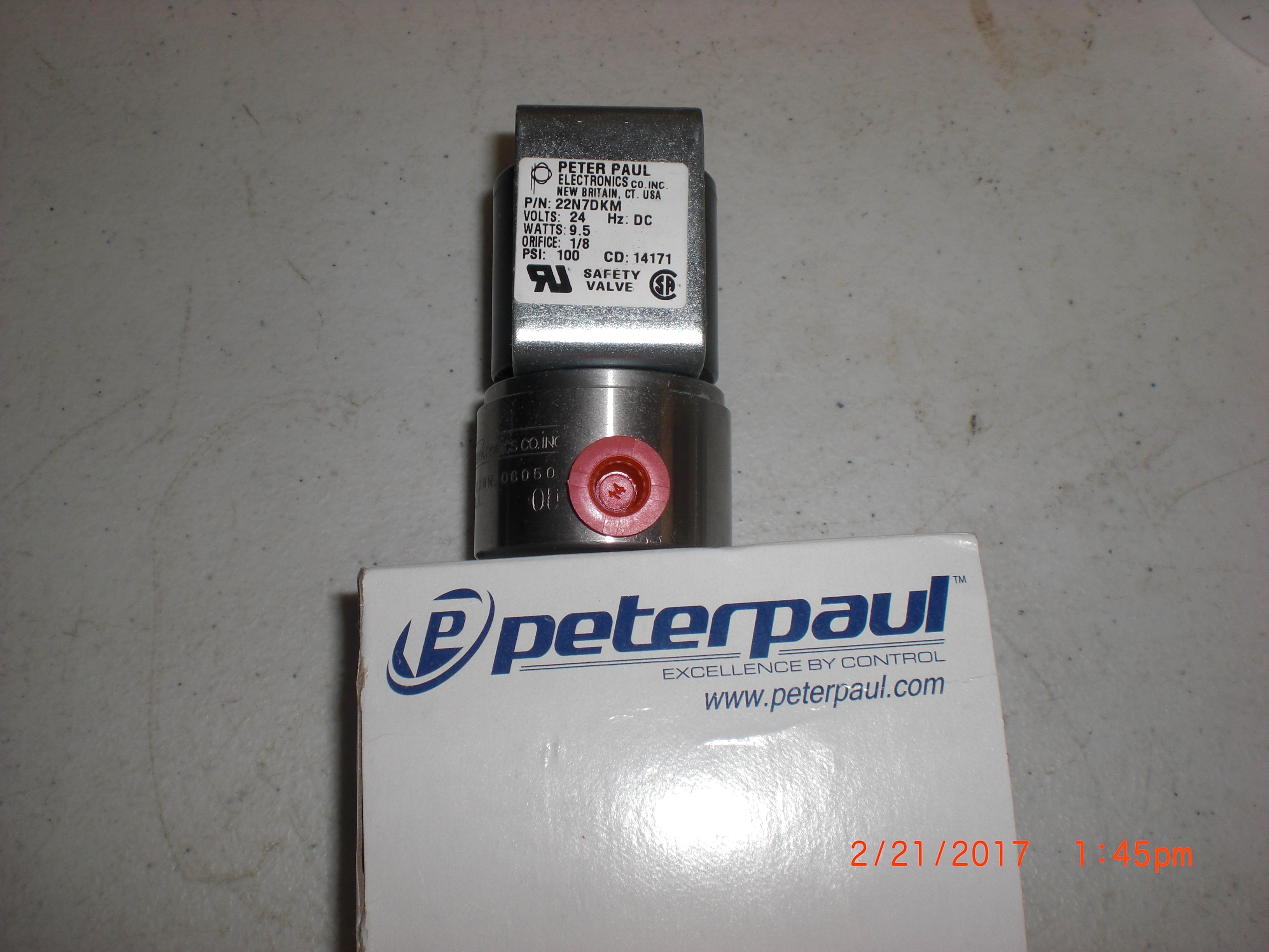 Valve PETER PAUL 22N7DKM Solinoid valve SS 24VDC 1/8FPT