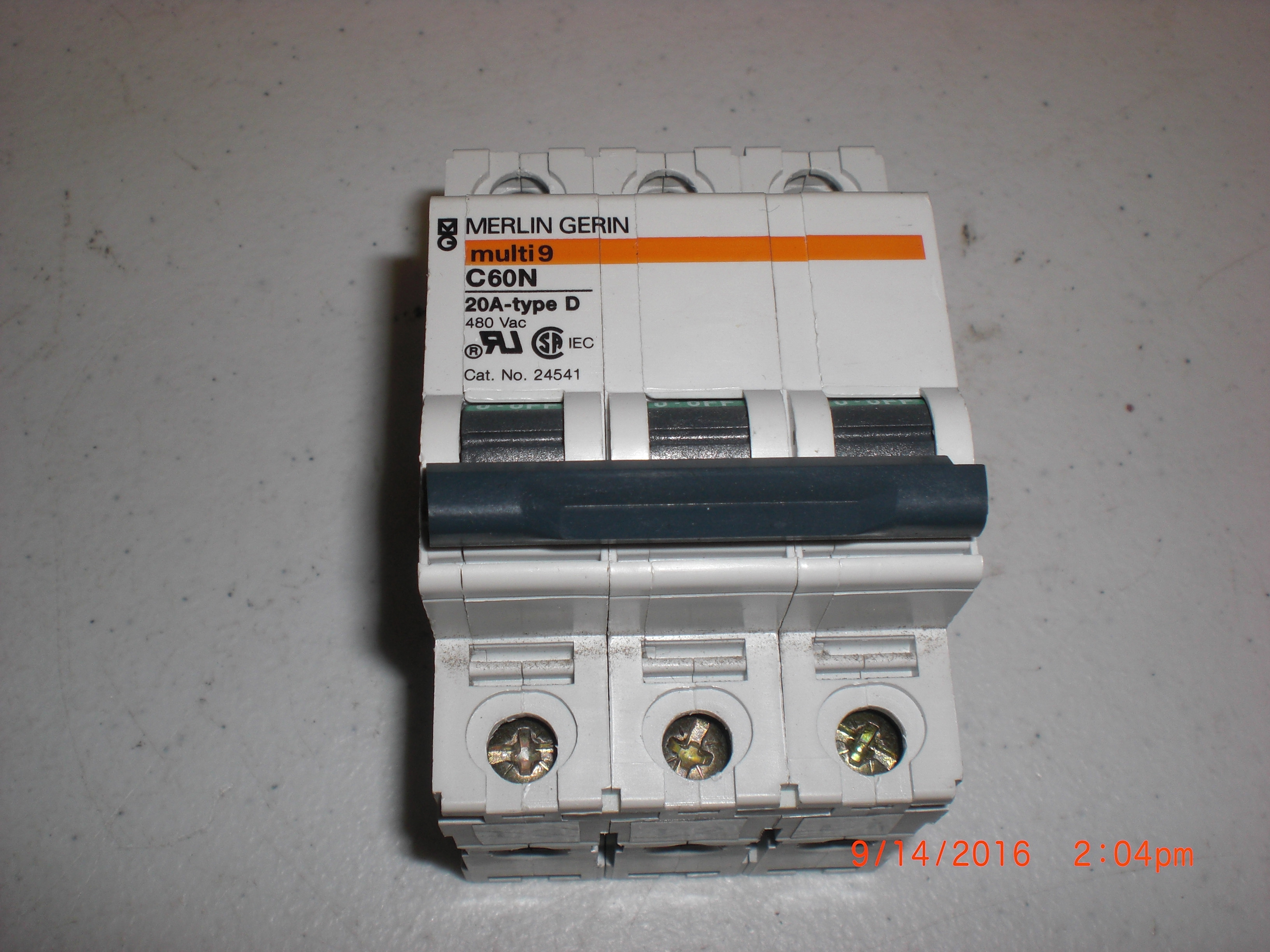 Electrical Circuit Breaker MERLIN GERIN  54541 C60N 20A Type D  Square D