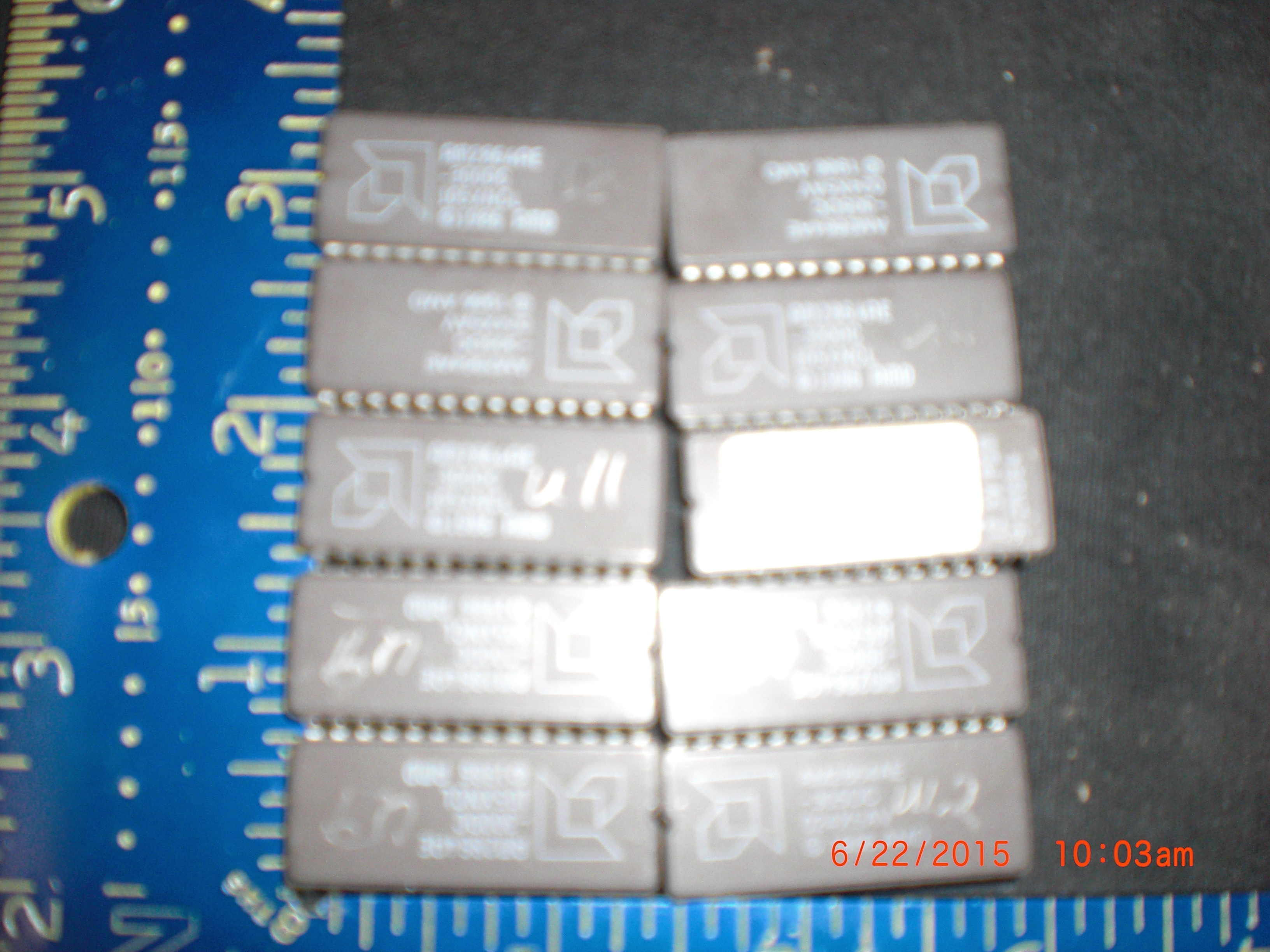 ICS AMD AM2864AE-300DC Microprocessor PKG 10