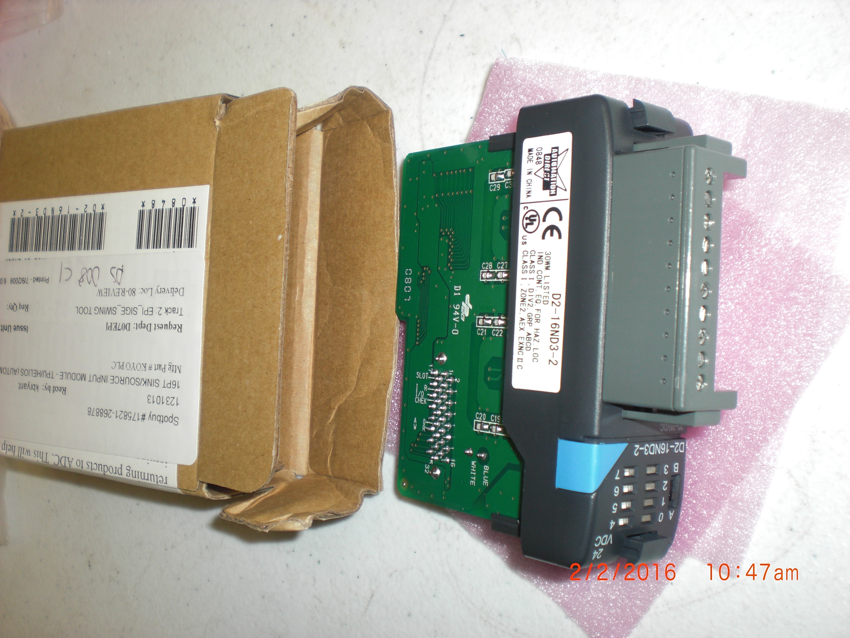 PLC AUTOMATION DIRECT D2-16ND3-2 16-point, 24 VDC, sinking/sourcing