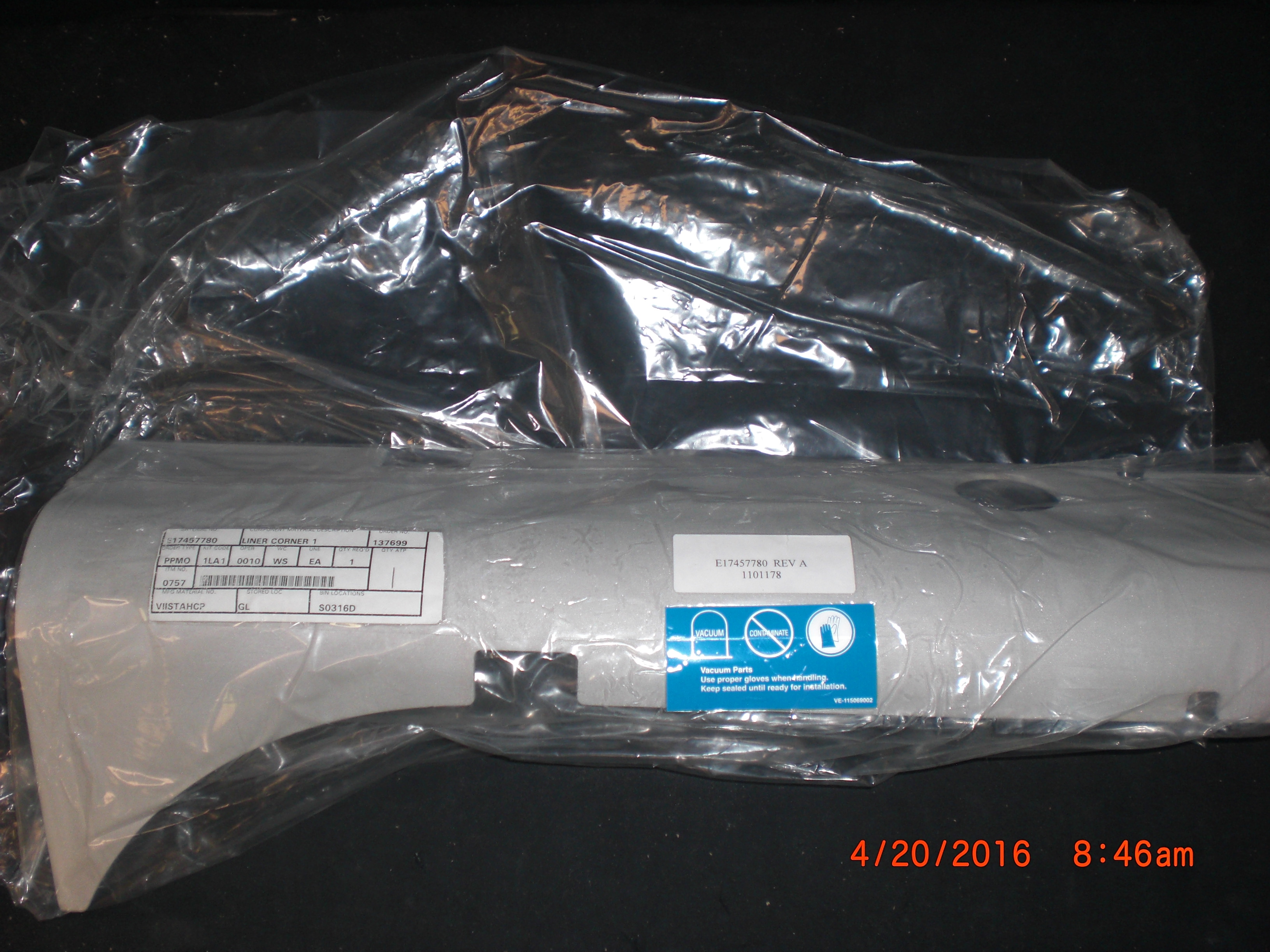 OEM Part VARIAN E17457780 liner corner 1