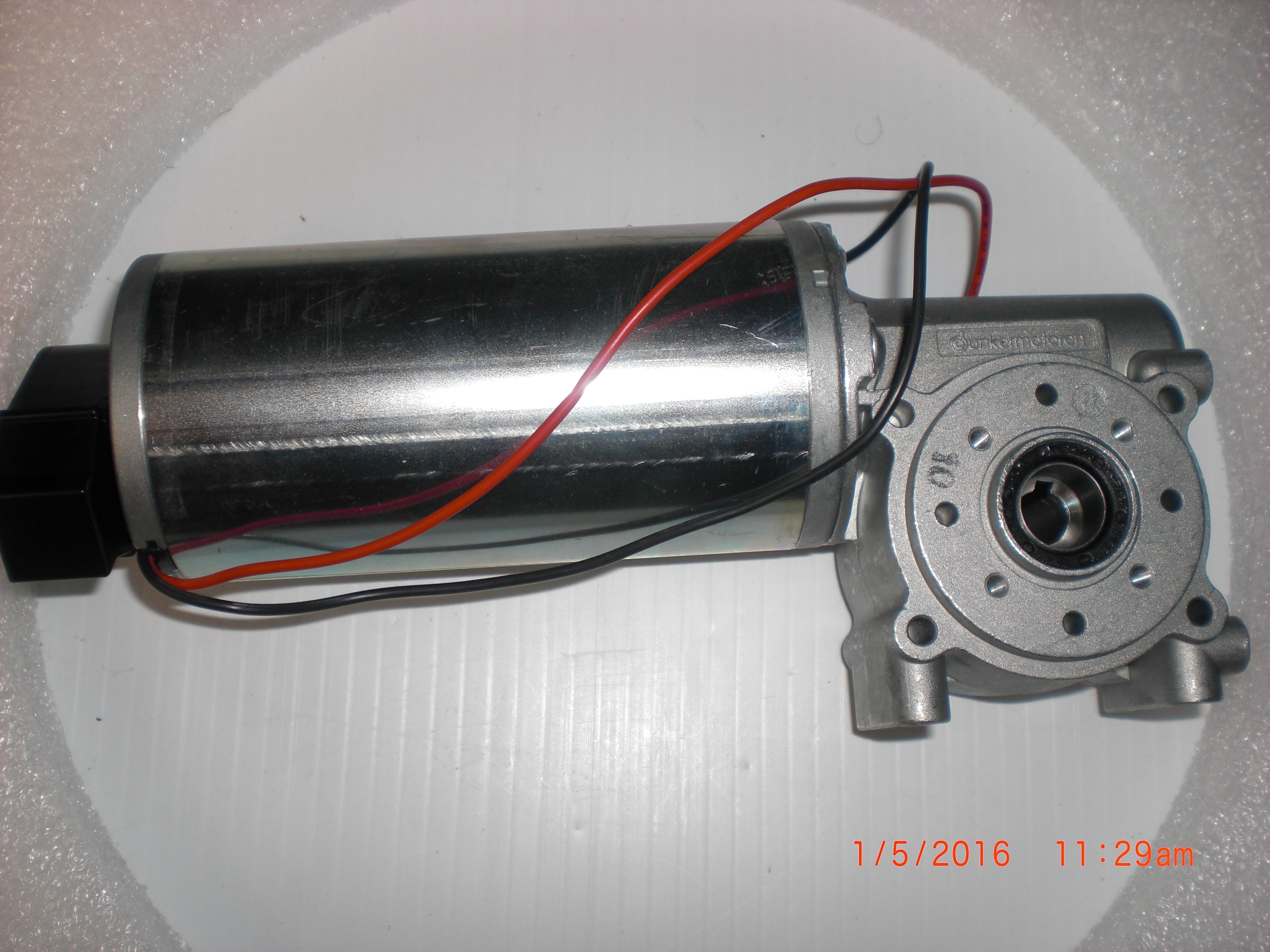 Motor  DUNKERMOTOREN GR63X55 24V 3350RPM 10:1 right angle gear head 