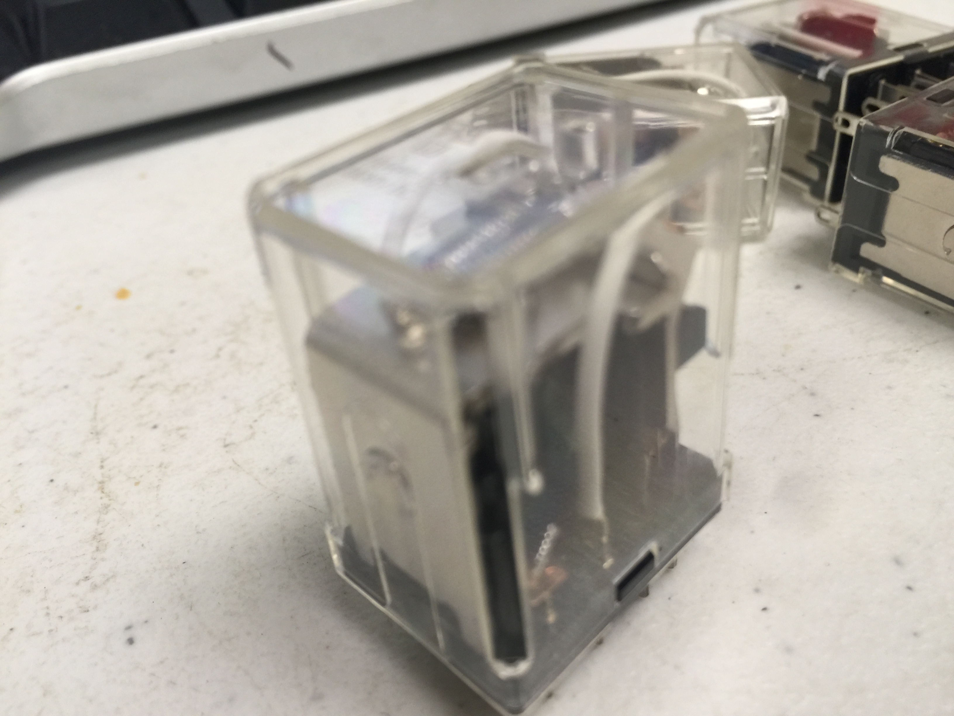 Relay OMROM HC2-H-AC24V RELAY 24VAC DPDT HC2