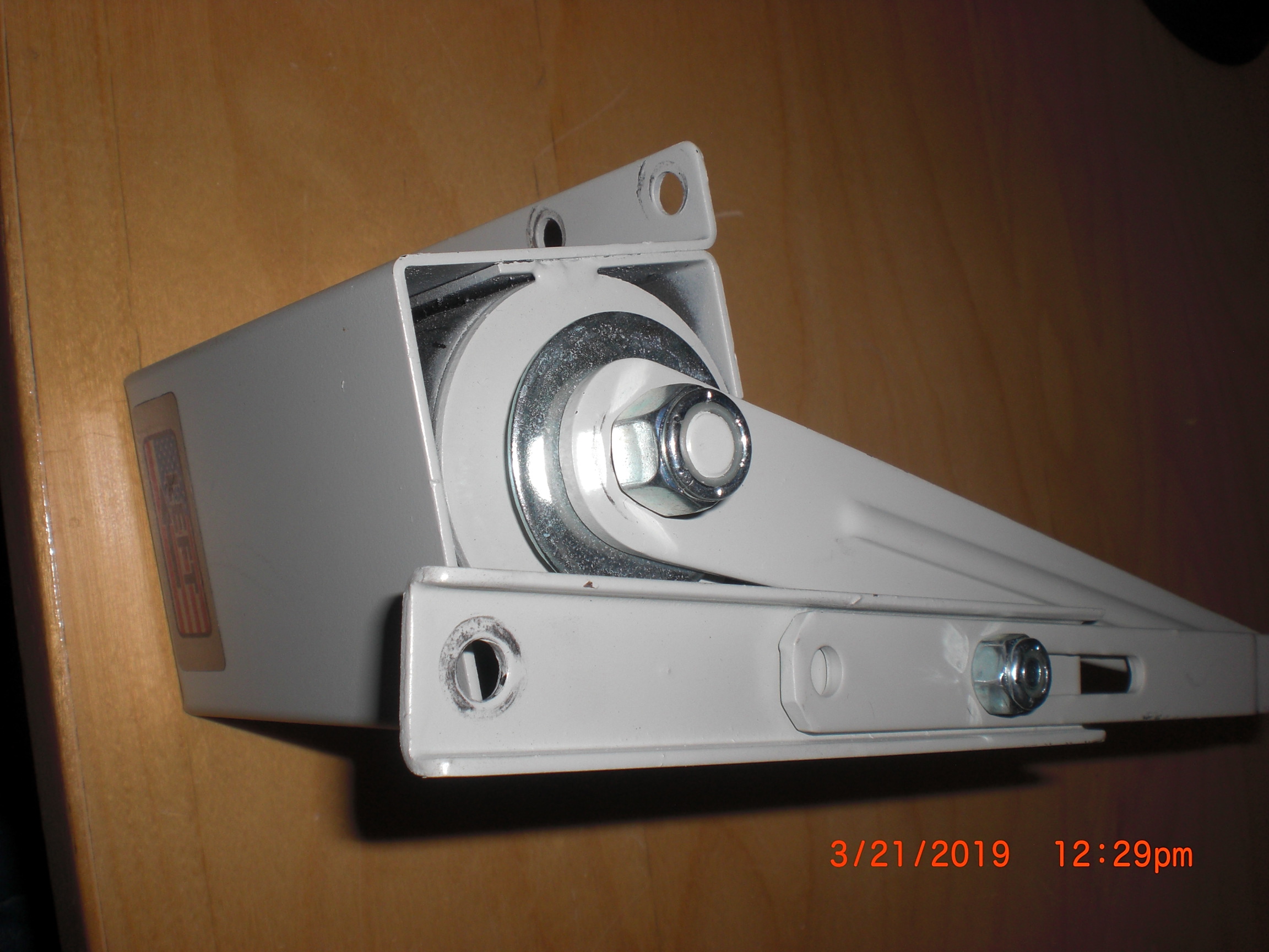 Hardware Dooromatic MTLCLSR heavy duty metal door closer H4