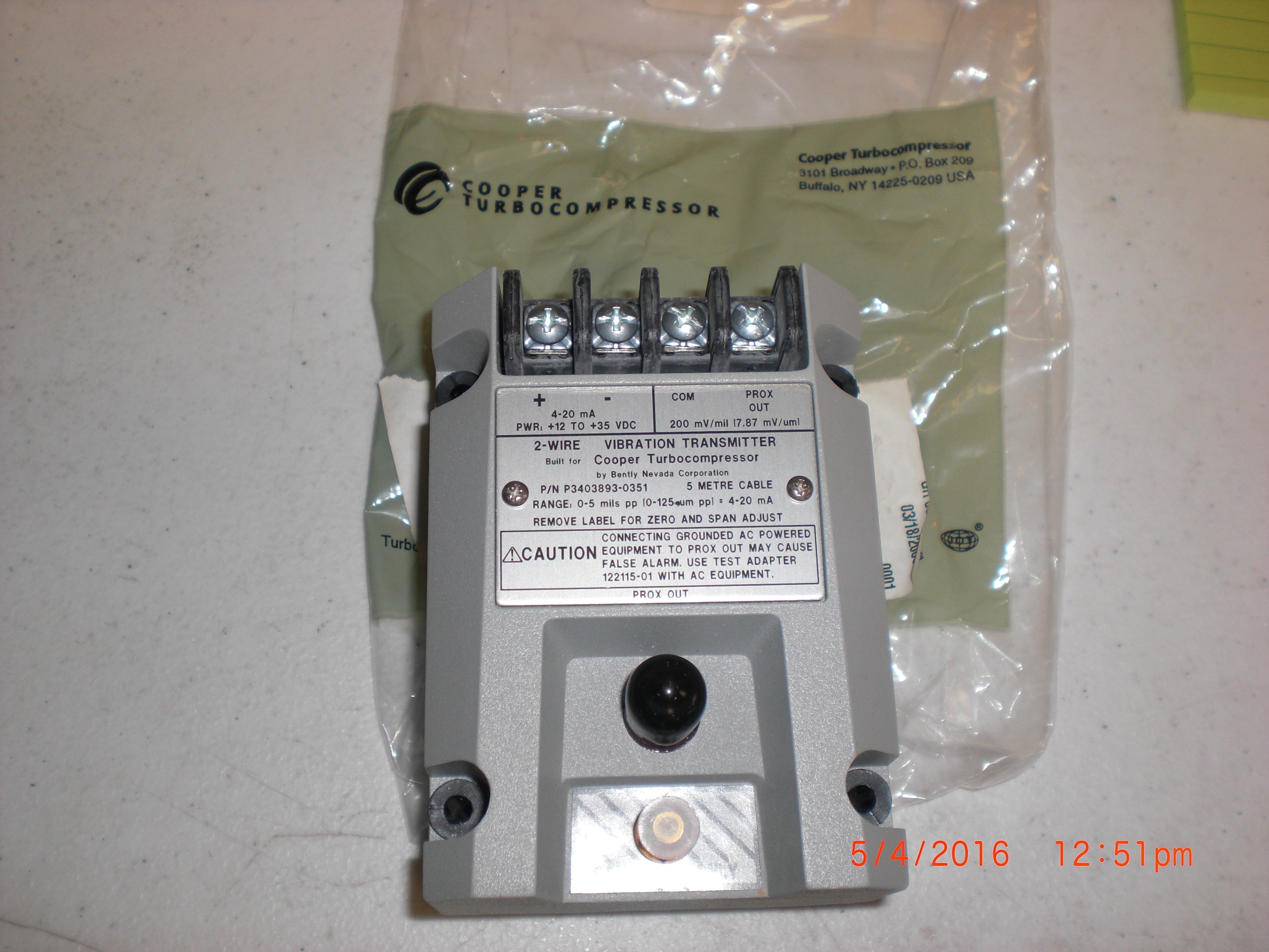 Sensor Bently Nevada  P3403893-0351 2-wire vibration transmitter Cooper Turbocompressor 