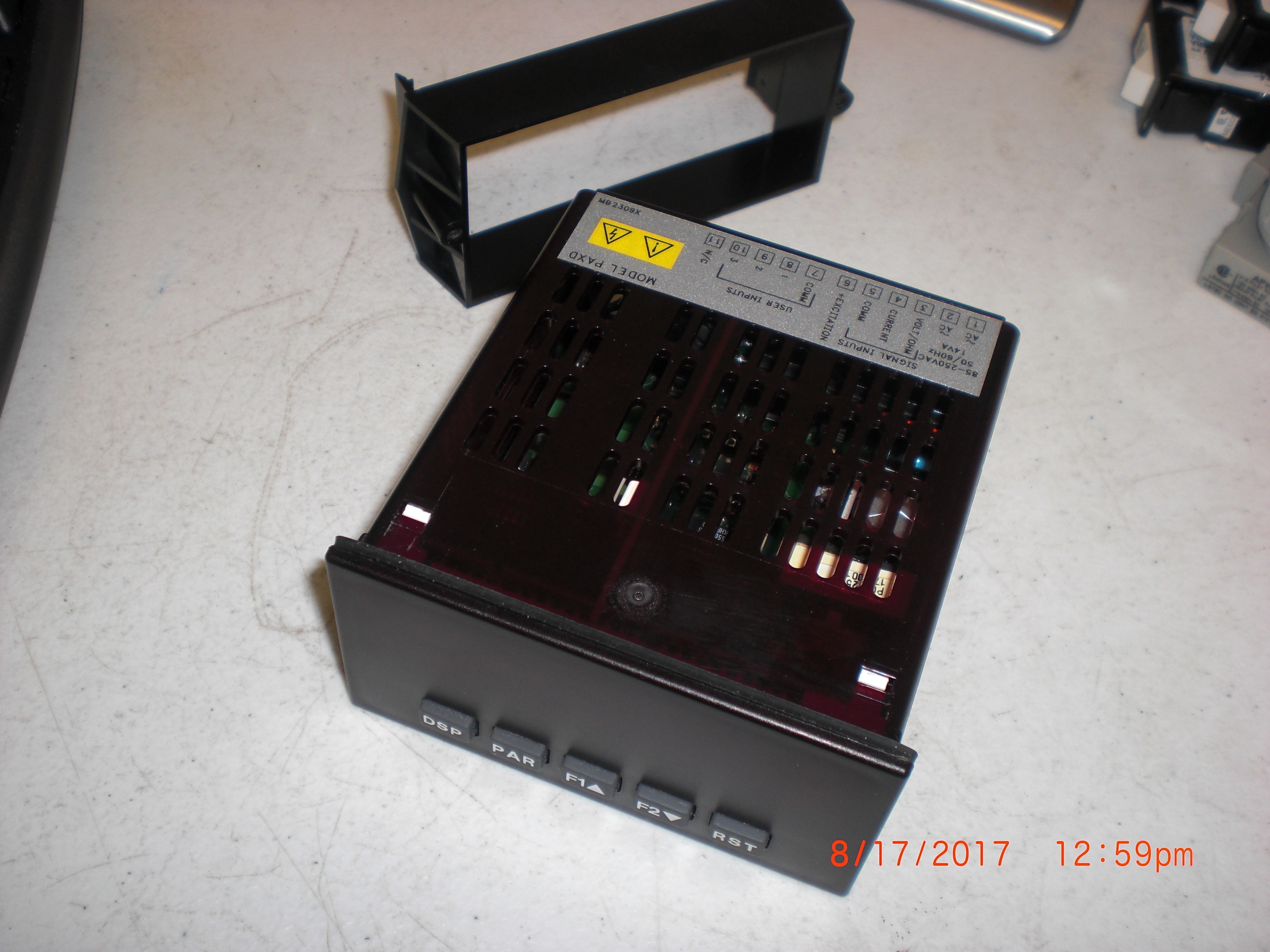 Instrument RED LION CONTROLS PAXD w/PAXCL10  PANEL METER VDC