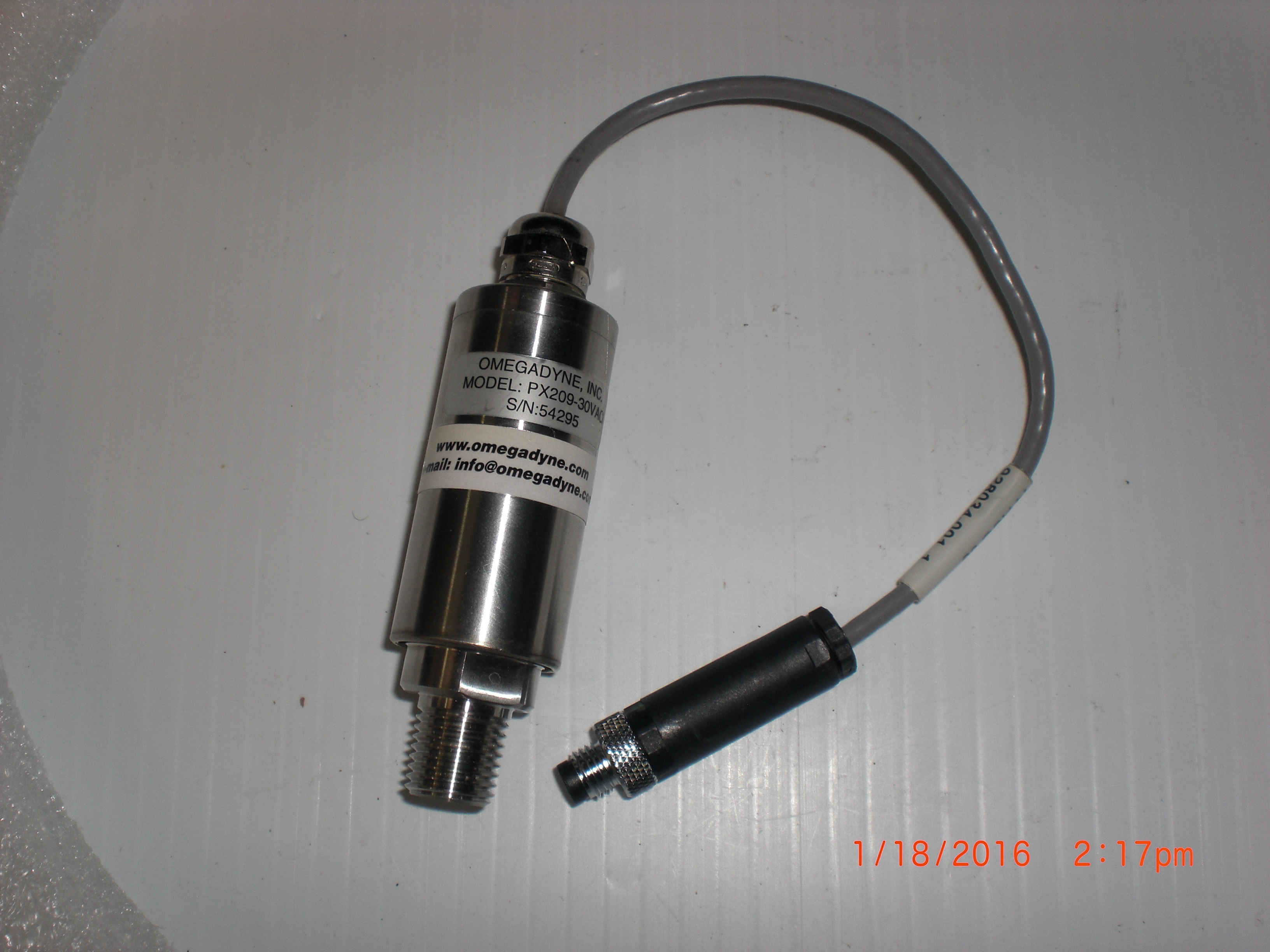Sensor OMEGADYNE PX209-30VACI Solid State -14.7 to 0 VACUUM AND COMPOUND RANGES WITH 4 to 20 mA OUTPUT