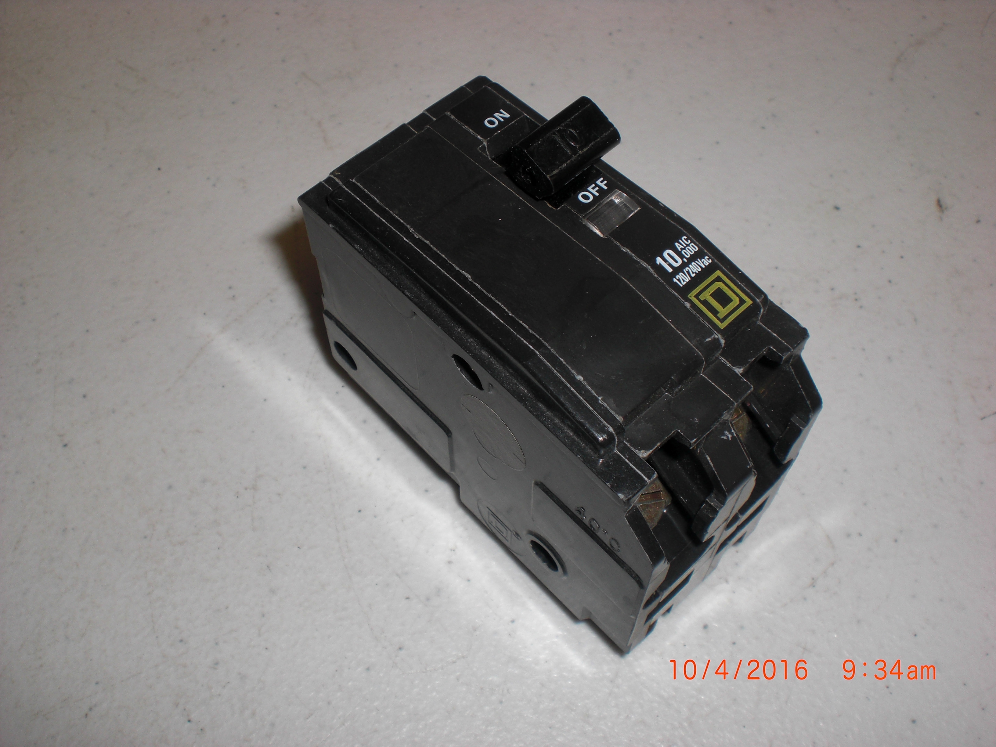 Electrical SQUARE D QO-10A 10A 2 Pole Circuit Breaker Type QO
