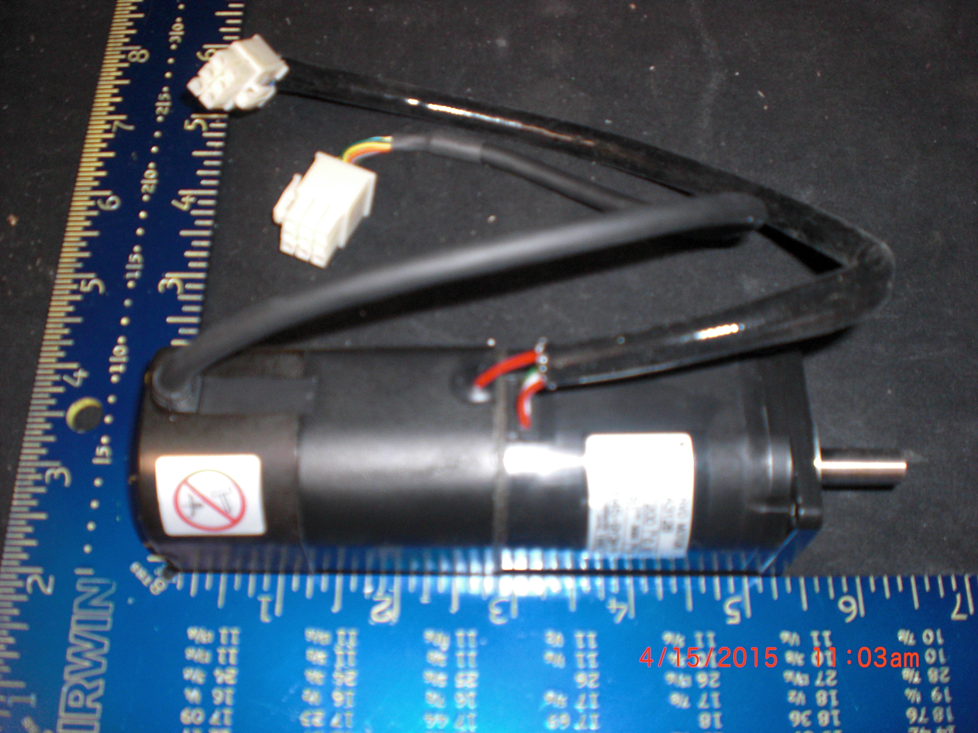 Motor  AC Servo  200V 100W 3000RPM YASKAWA SGM-01A312B 