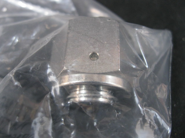 Fitting Swagelok SS-8-VCR-CP BLINDCAP FEMALE 3/8 (4 PKG)"