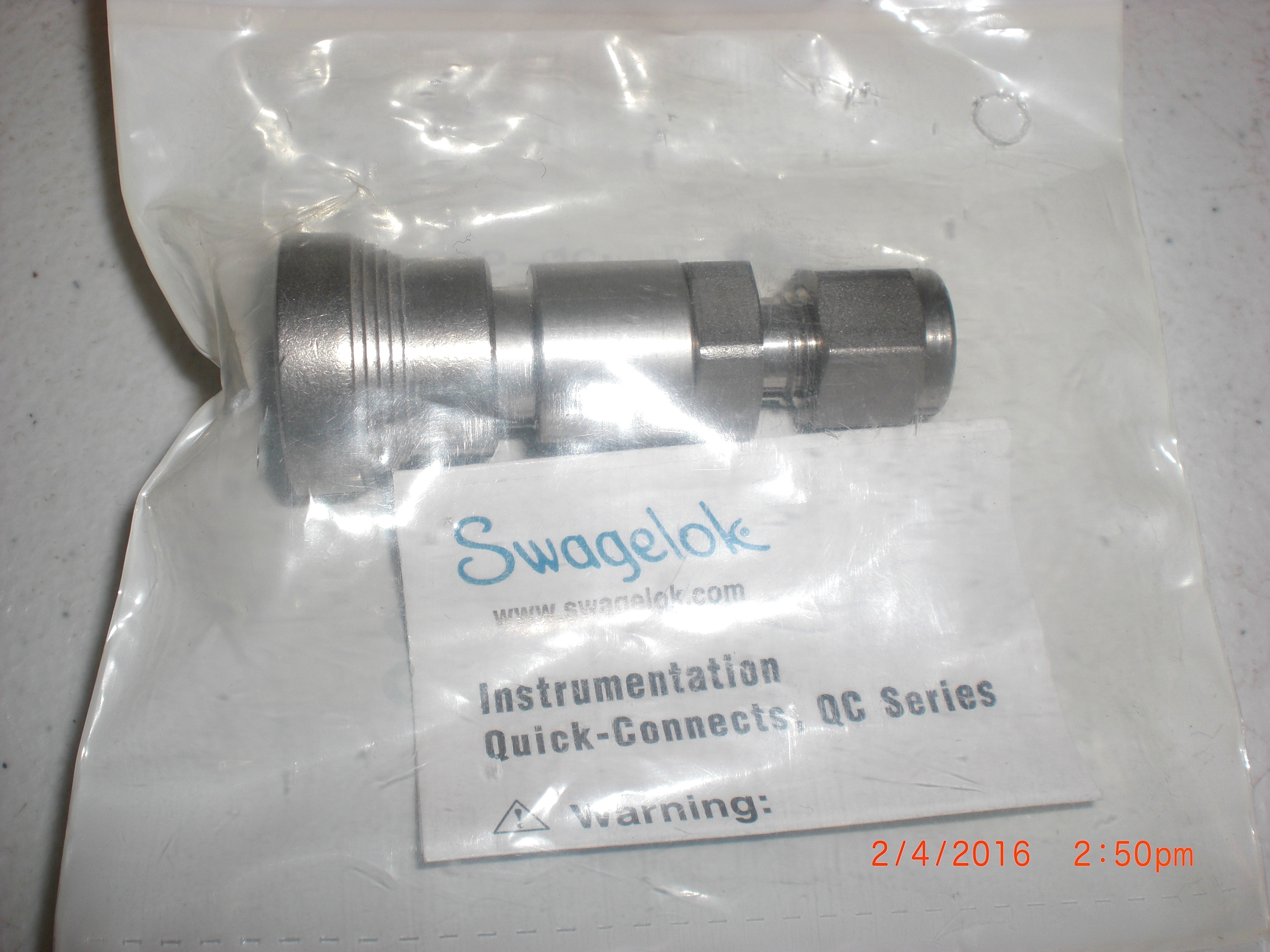 Fitting Swagelok SS-QC4-B-400 quick connect 1/4T 