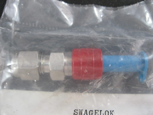 Fitting Swagelok SS-QC4-D-400 1/4 male quick connect
