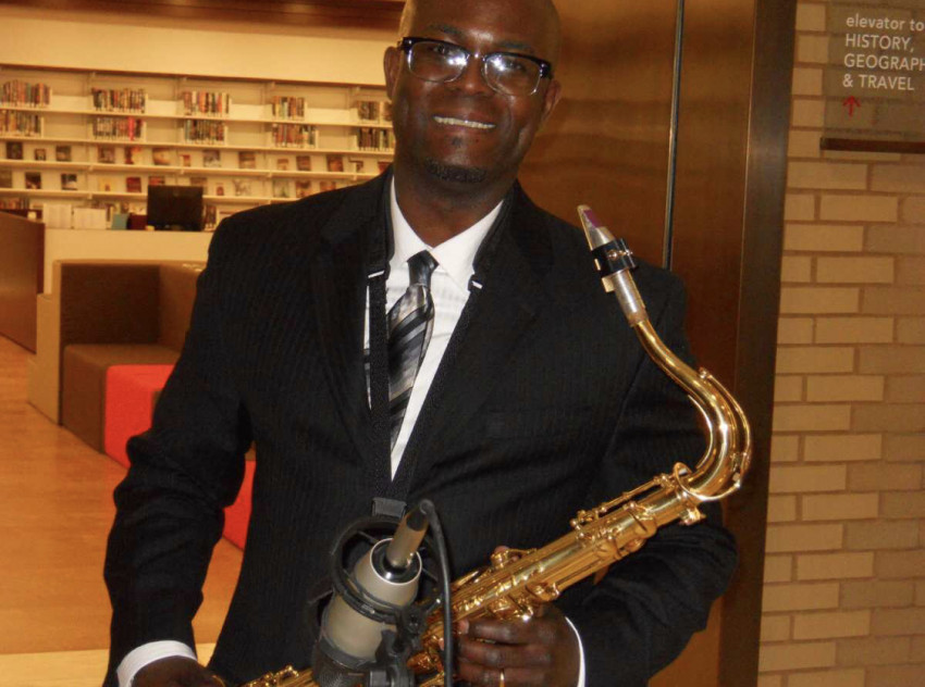 Hire Angelo SAX Shaw Saxophone Player in St Louis, Missouri