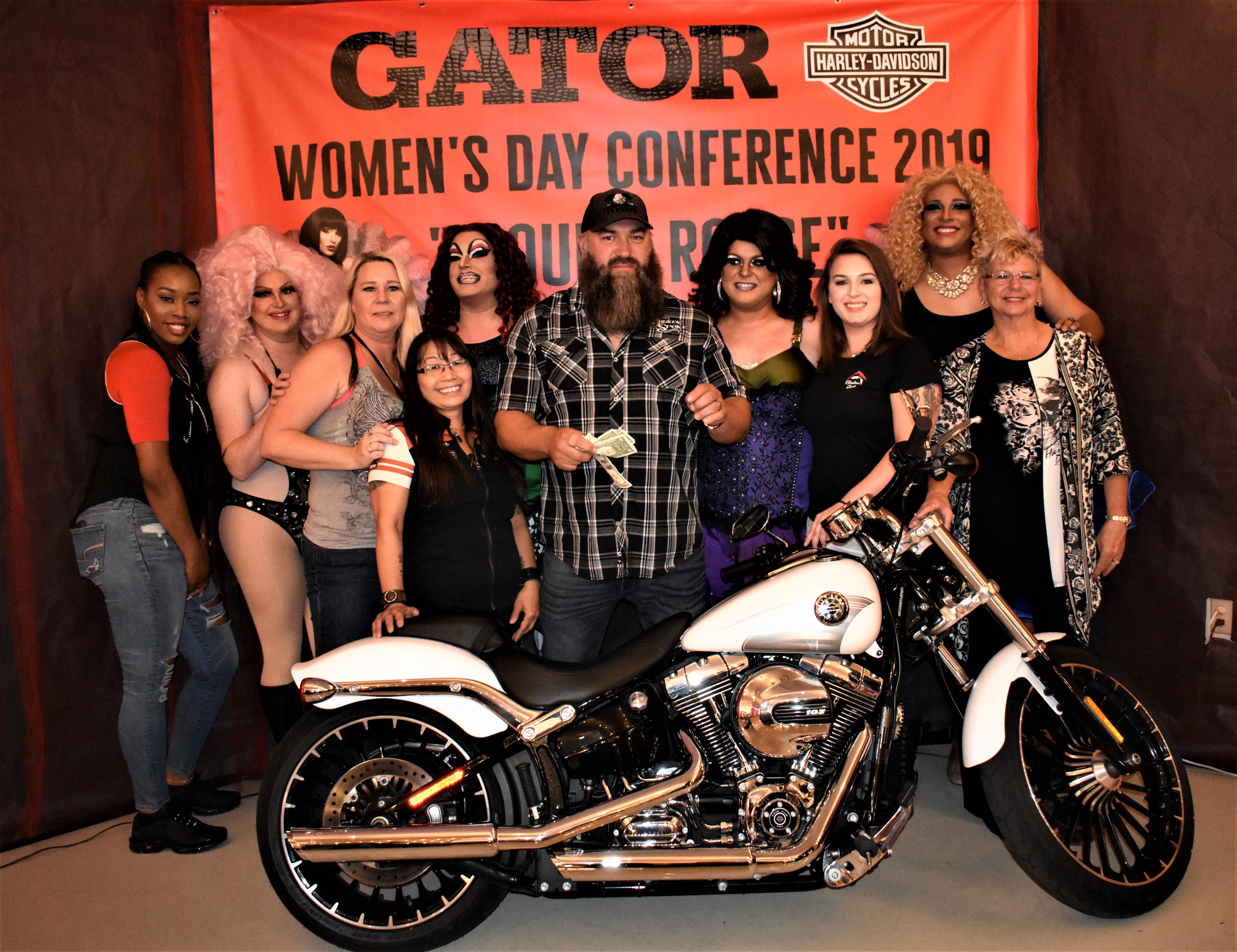 Hire Life is a DRAG Drag Queen in Orlando, Florida