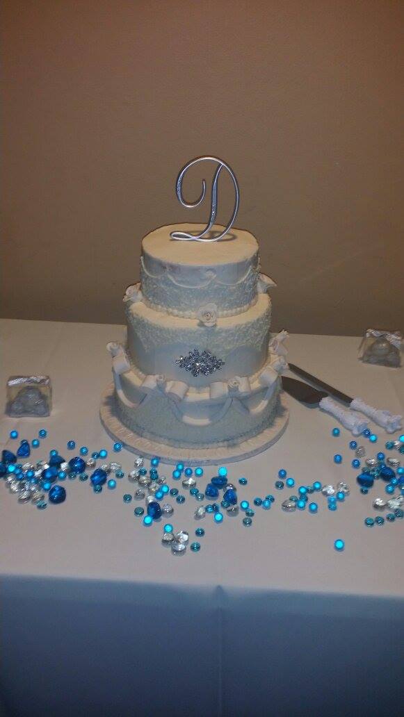 Hire Betty's Cakes Cake Decorator in Fort Lauderdale, Florida