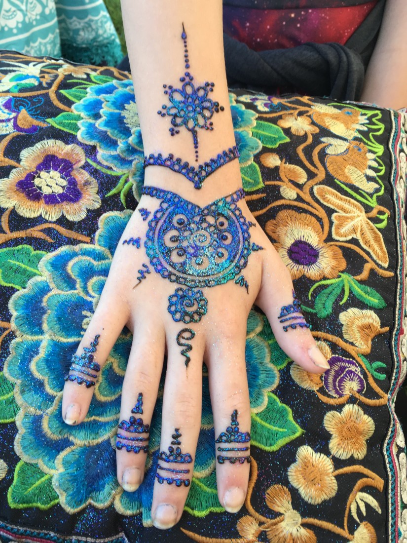 Hire Castle Art Henna Henna Tattoo Artist in Green Bay