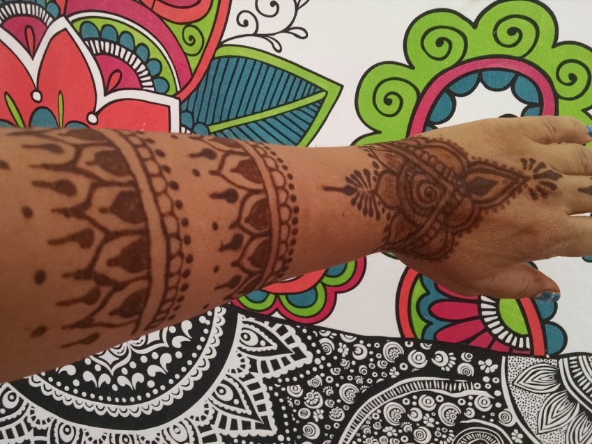 Hire Charleston Henna Henna Tattoo Artist in Charleston