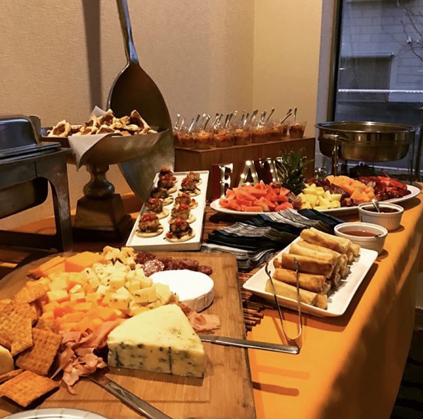 Hire Exquisite Table Service Waitstaff in Bergenfield, New Jersey