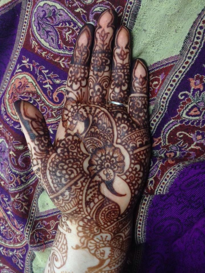 Hire Henna By Eve Henna Tattoo Artist in Cleveland, Ohio