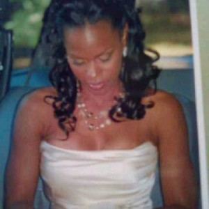 Hire Nisarenee Hair Stylist In Baltimore Maryland