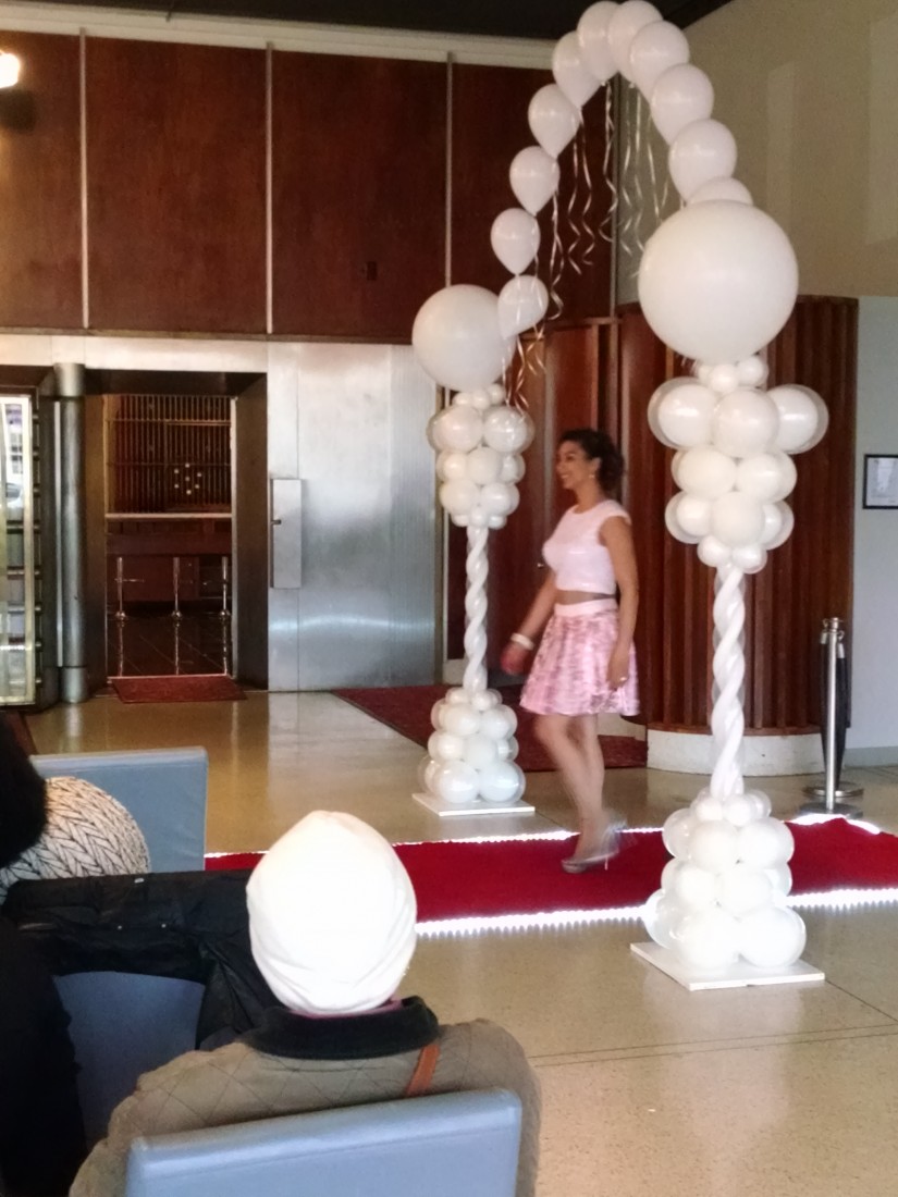 Hire POP Balloons Balloon Decor in Fayetteville, North Carolina