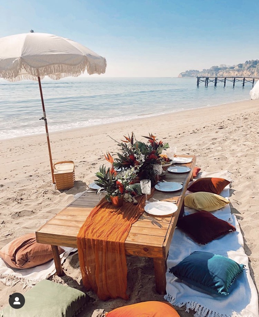 Hire Pristine Picnics & Parties Party Rentals in Orlando, Florida