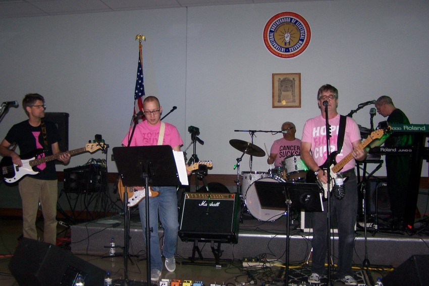 Hire Quarter Past 5 Classic Rock Band in Cedar Rapids, Iowa